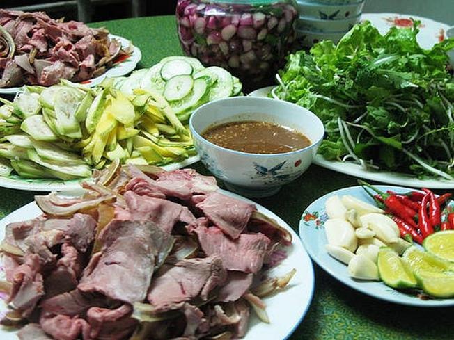 100 dac san viet nam quang nam duoc goi ten 4 mon nuc danh