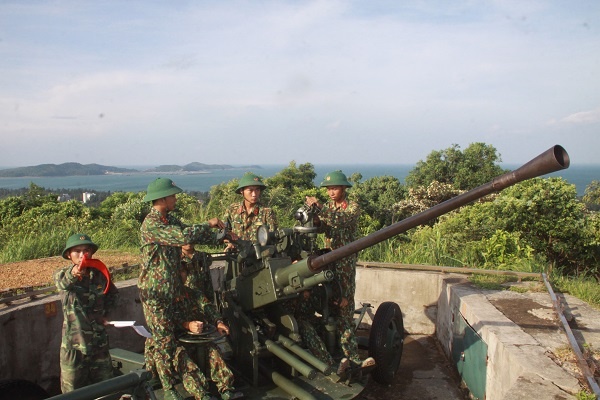 tren tran dia canh troi cua nguoi linh dao