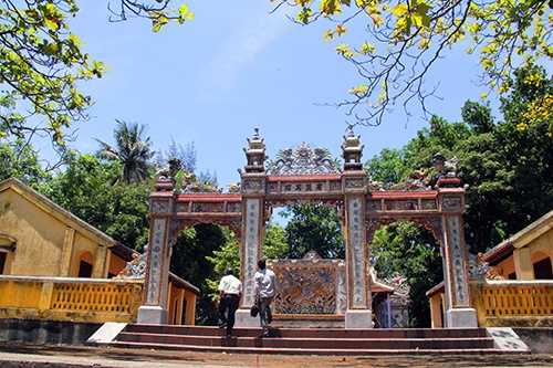 lang my loi noi luu giu nhieu van ban gia tri ve quan dao hoang sa