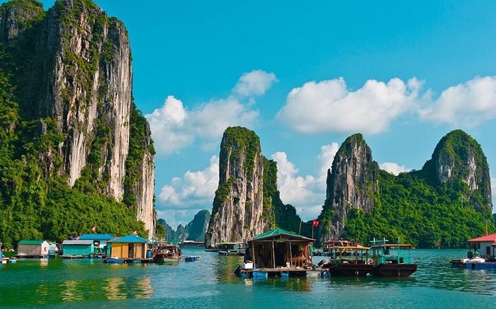 doc let nha trang duoc binh chon la 2 trong 10 bai bien dep nhat viet nam