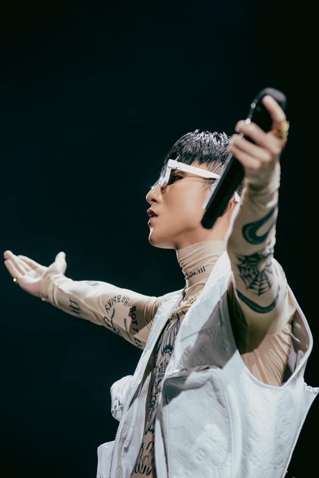 dao dien viet tu chua co nghe si nao o viet nam lam live concert dung nghia nhu son tung
