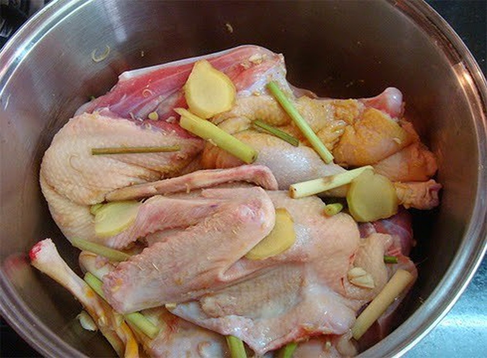 cach lam vit om sau nuoc cot dua song sanh ngon dam da cho cuoi tuan