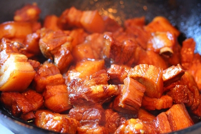 mon thit lon kho mang kho an mot mieng nghien ca doi