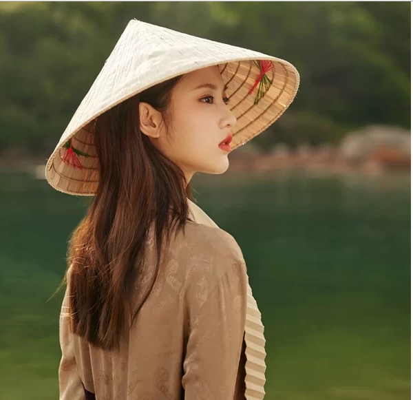 loat hoa hau nguoi dep noi tieng the gioi den viet nam nghi duong