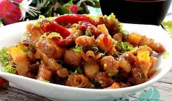 nhieu ngu dan quang ngai trung dam ruoc bien cuoi nam
