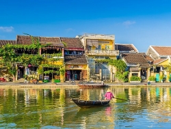 tran mai huong ban khoa than o hoi an tu nhan la dien vien nsnd hong van phu nhan
