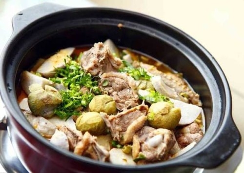 cach lam vit om sau khoai so ngon het nac ca nha cung me