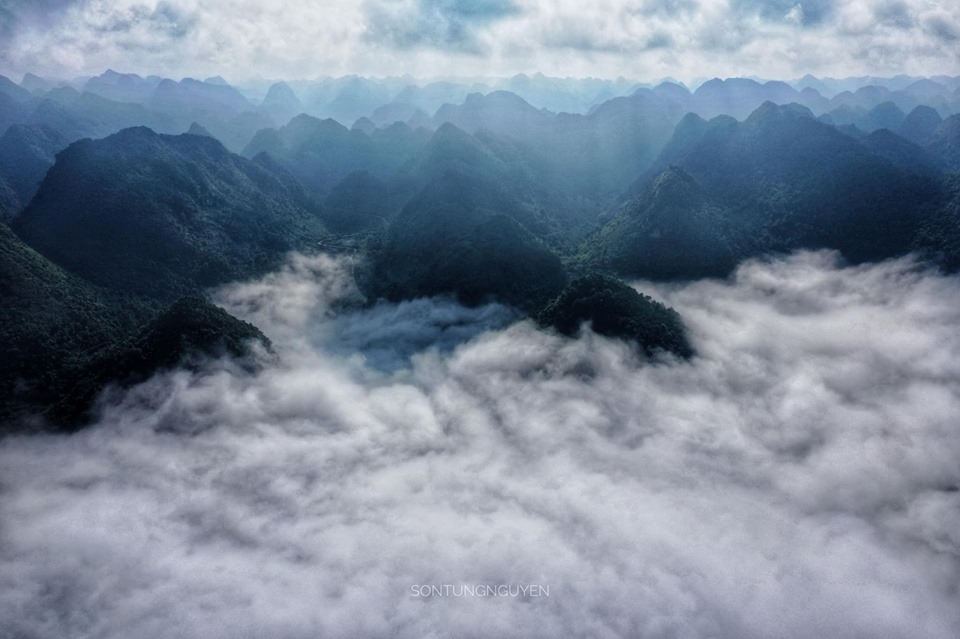 cao bang dep hung vi mo mong nhu chon bong lai nhin tu khong anh