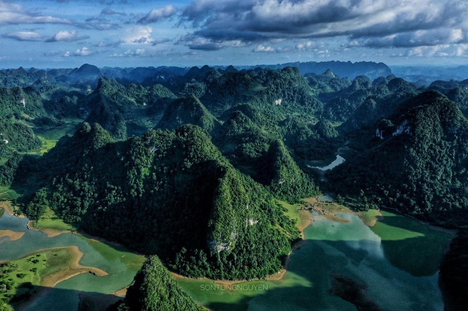 cao bang dep hung vi mo mong nhu chon bong lai nhin tu khong anh