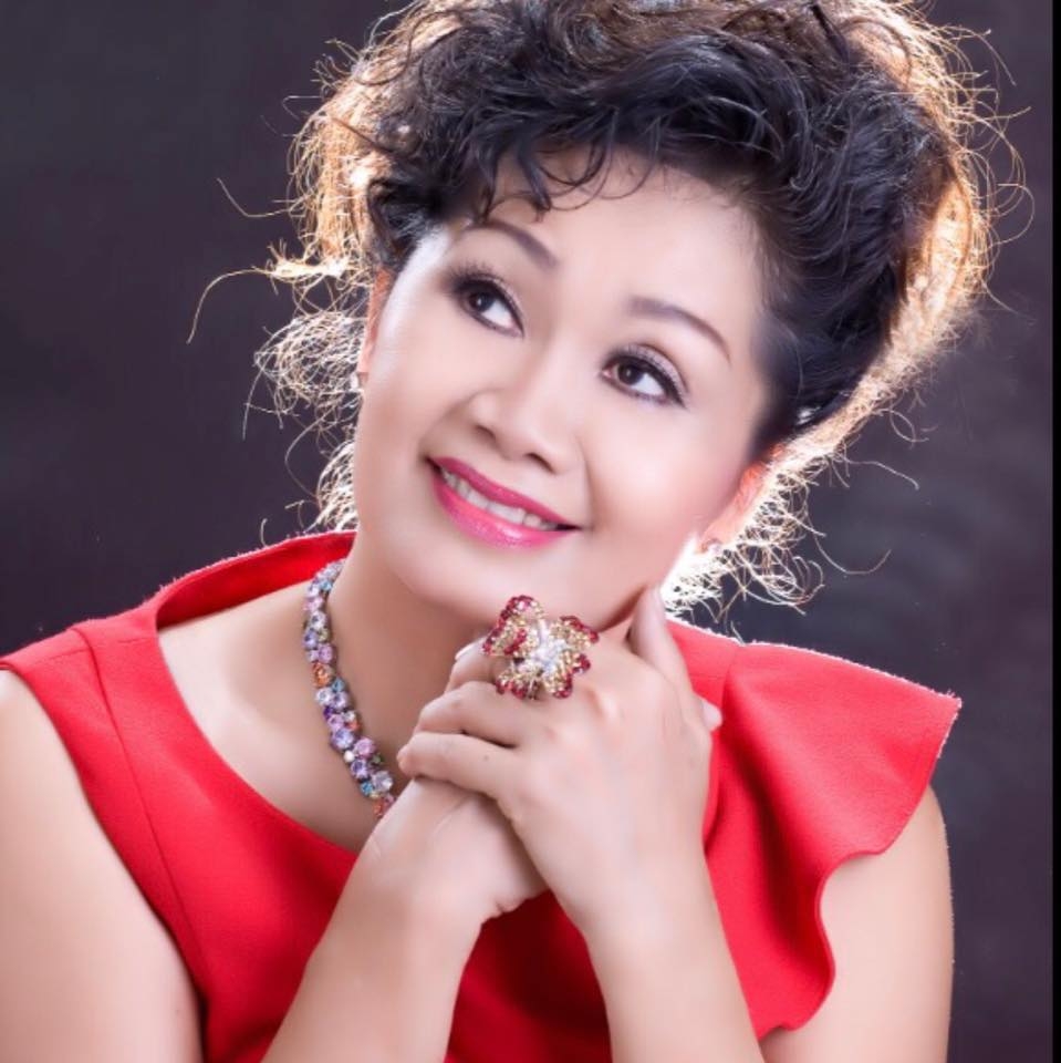 xuan huong tiet lo gioi tinh that cua chong cu thanh bach
