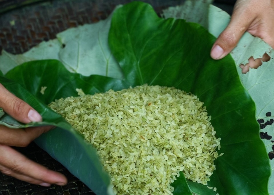 com lang vong tru danh va cau chuyen ve nghe lam com