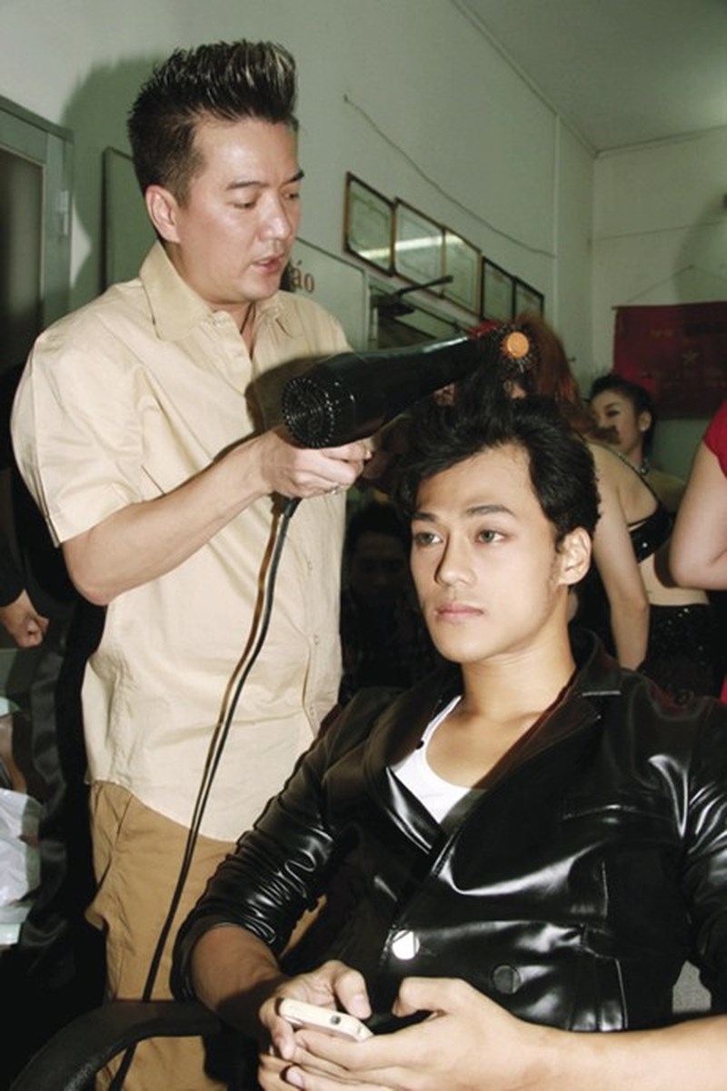 duoc mat tu kieu pr san pham phan cam cua showbiz viet