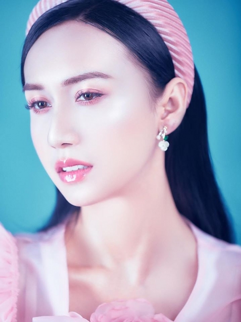 Lynk Lee hoá quý cô đài các khiến ai nấy đều ngoái nhìn