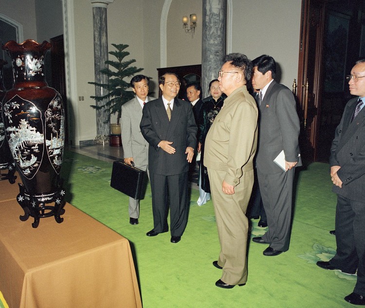 20 năm cuộc gặp giữa Chủ tịch Kim Jong Il và Chủ tịch Trần Đức Lương