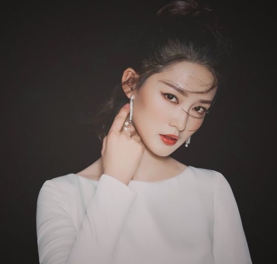 chiem tinh ngay 221 ve tinh yeu cua 12 con giap tuoi than can than tranh cai