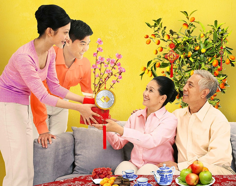 11 tap tuc co truyen cua tet nguyen dan viet nam ban da biet