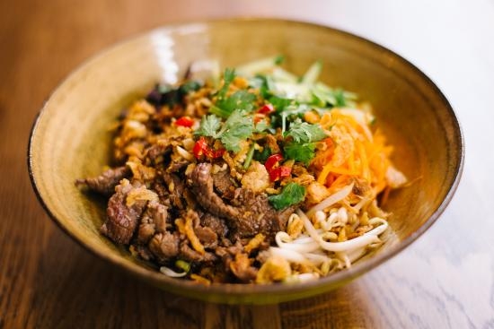 cnn ca ngoi mon bun bo nam bo o ha noi la cuc re va ngon tuyet