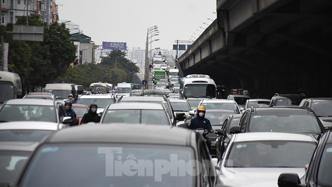 tac duong hang tieng dong ho vi nguoi dan tro ve ha noi sau ki nghi tet