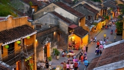 quang nam 30 nguoi cung bay voi benh nhan so 17 am tinh voi covid 19