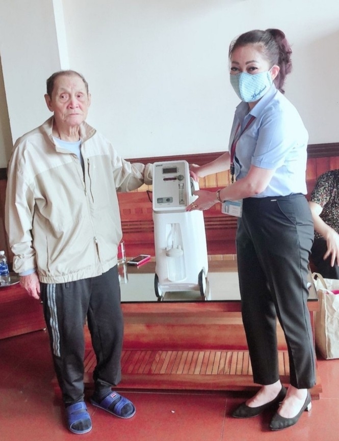 chung tay vuot dich covid 19 chu nha giam tien nha ong chu de khach san lam noi cach ly cho khach nuoc ngoai