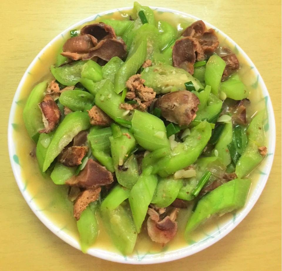 3 mon xao voi rau khong ngan ma lai ton com