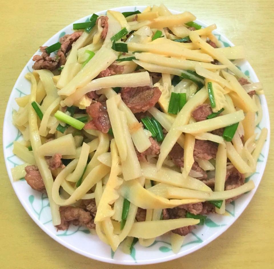3 mon xao voi rau khong ngan ma lai ton com