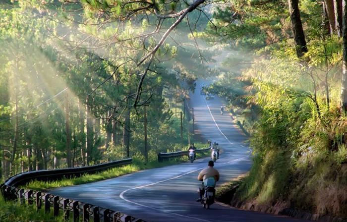 het dich covid 19 du khach trong nuoc nhat dinh nen ghe tham cac diem den cuc hut khach nay