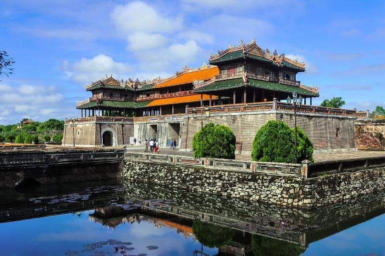 du lich hue 5 diem den ghe hoai khong chan