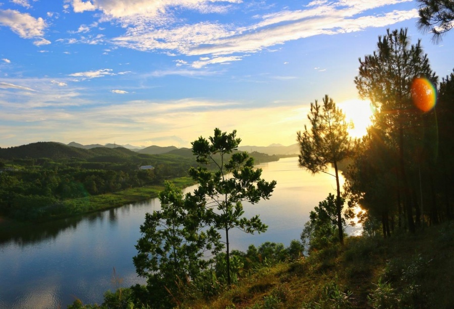 du lich hue 5 diem den ghe hoai khong chan