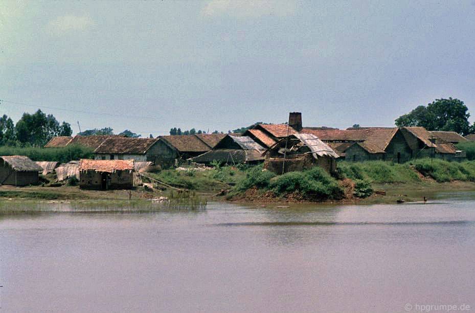 lang gom bat trang lang ran le mat nhung nam 90 co gi dac biet