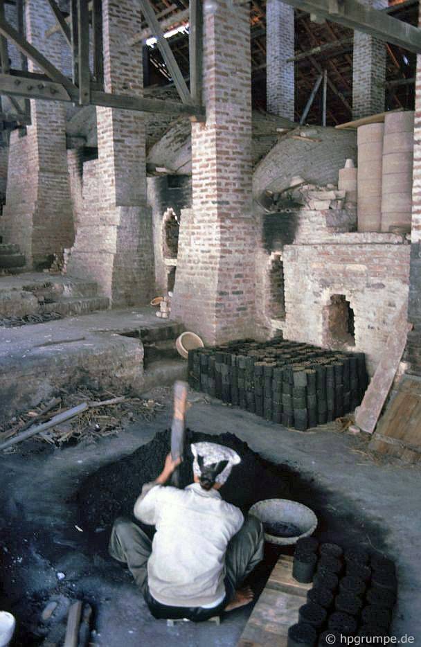 lang gom bat trang lang ran le mat nhung nam 90 co gi dac biet