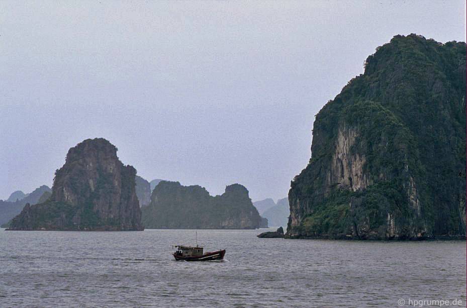 chum anh mau hiem co ve vinh ha long nhung nam 90