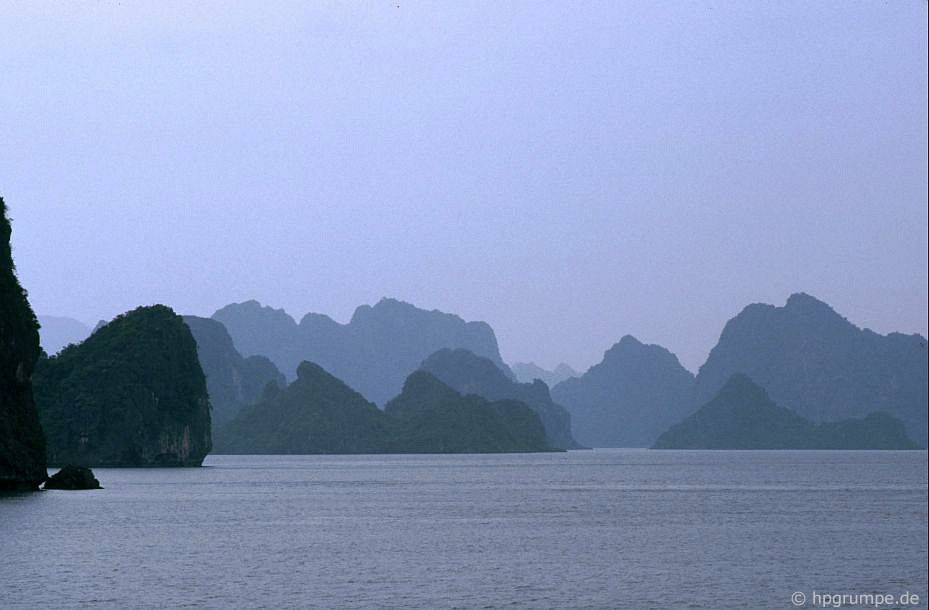 chum anh mau hiem co ve vinh ha long nhung nam 90