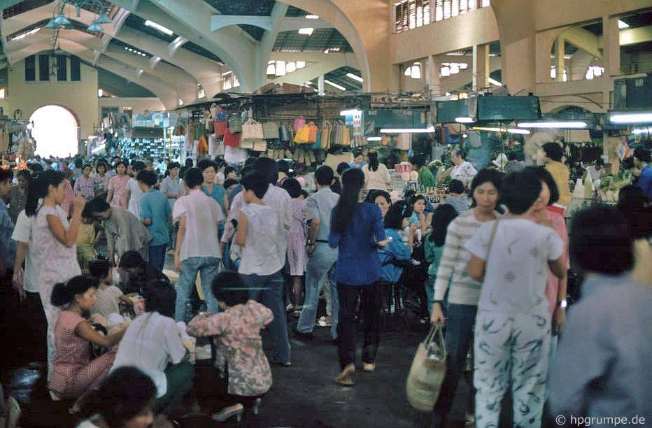 chum anh hiem co kho tim ve mot sai gon ruc ro nhung nam 90
