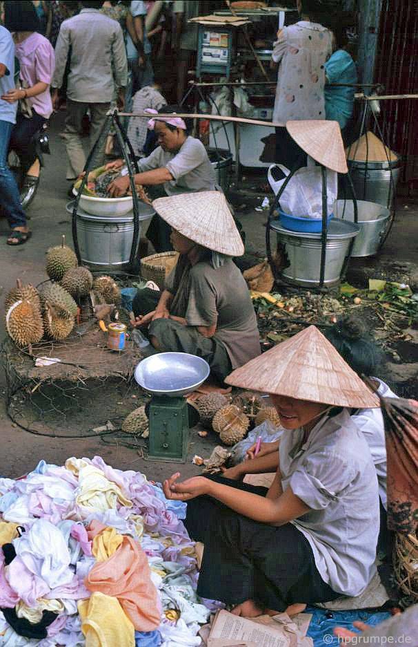 chum anh hiem co kho tim ve mot sai gon ruc ro nhung nam 90