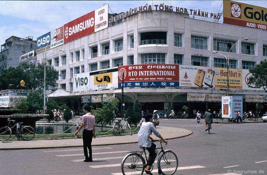 chum anh hiem co kho tim ve mot sai gon ruc ro nhung nam 90