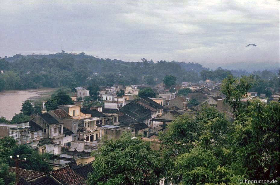 chum anh ve dep hoang so cua cao bang nhung nam 90 qua ong kinh cua nhiep anh gia duc