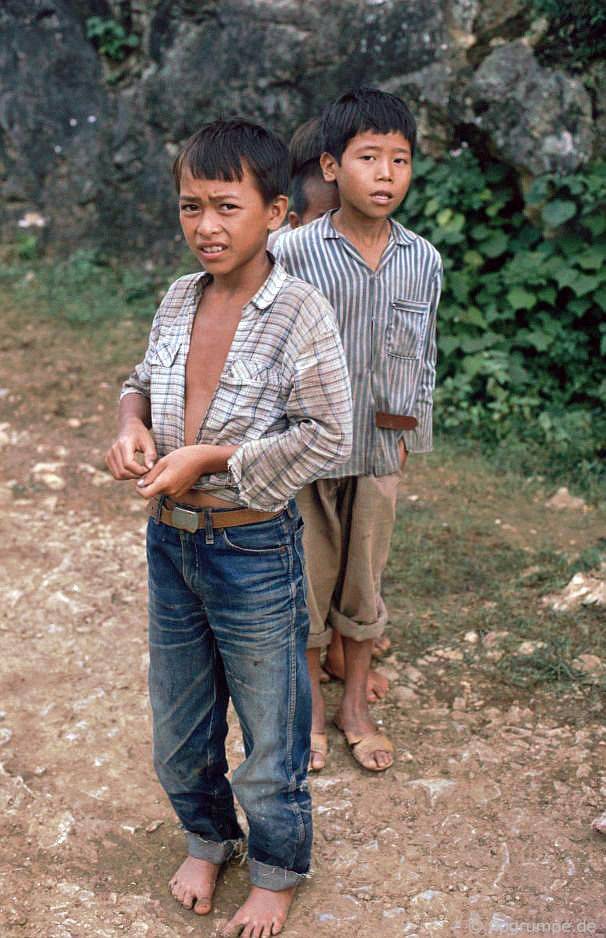 chum anh ve dep hoang so cua cao bang nhung nam 90 qua ong kinh cua nhiep anh gia duc