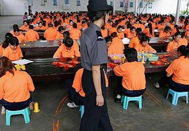 trung quoc tha tat ca gai mai dam bi tam giam xoa trai phuc hoi nhan pham