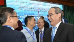 gan 400 kieu bao va nhan than gap mat tai thanh pho cang hai phong