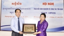 quan tam chia se kho khan voi 100 gia dinh goc viet tai phnom penh