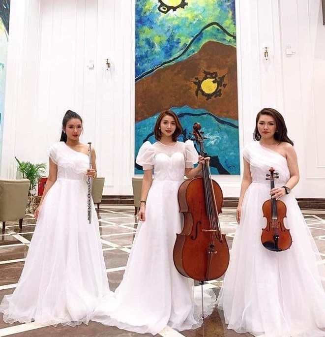 hon 300 khach moi va gan 2000 khan gia du khai mac dau tien cua festival am nhac quoc te ha long 2020