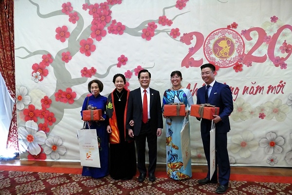 250 khách mời đón Tết Canh Tý 2020 do Đại sứ quán Việt Nam tại Mỹ tổ chức 250 khach moi don tet canh ty 2020 do dai su quan viet nam tai my to chuc