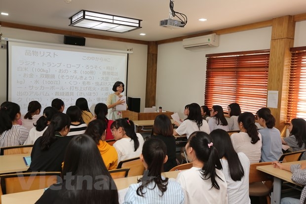 shuto mika tro thanh tinh nguyen vien cua jica vi trot phai long voi viet nam
