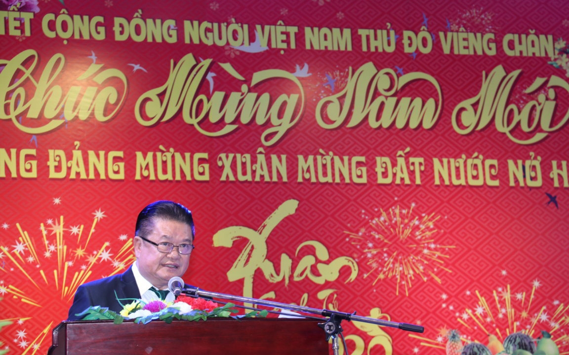 tet cong dong nguoi viet nam tai lao mung dang mung xuan mung dat nuoc no hoa