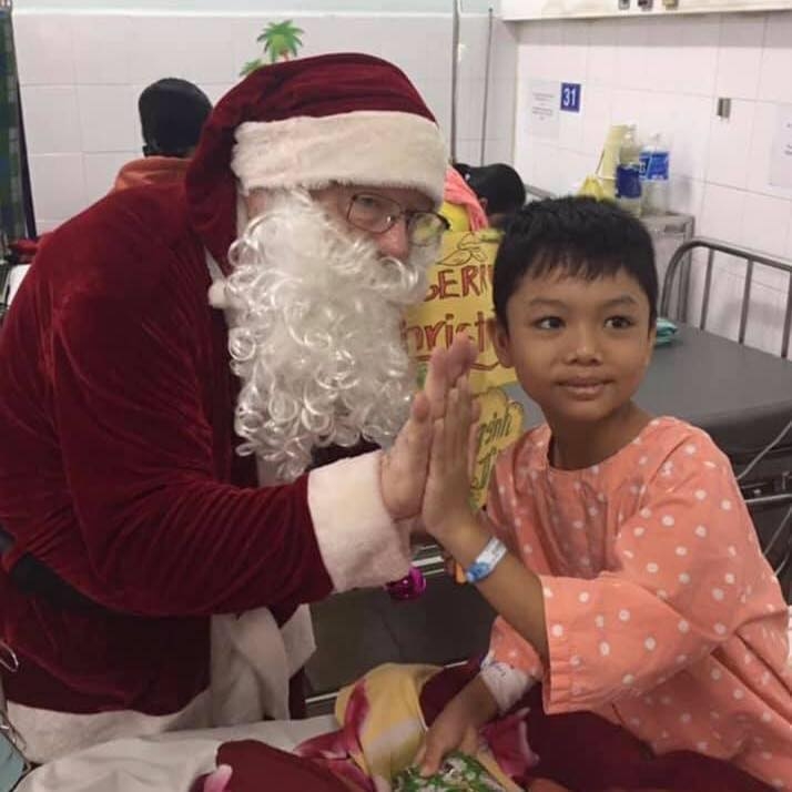 cuu binh my dung facebook de ban be biet viet nam da thay doi