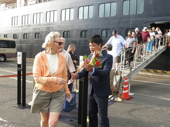 hang nghin du khach quoc te xong dat thanh pho da nang dau nam 2020