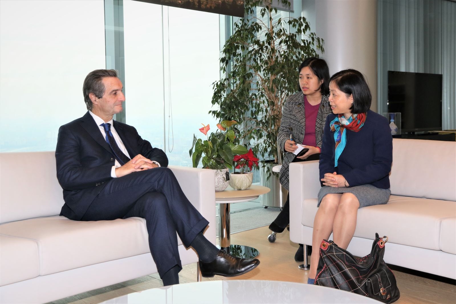 gan 400 kieu bao tai italy tham du gap mat dau xuan canh ty 2020