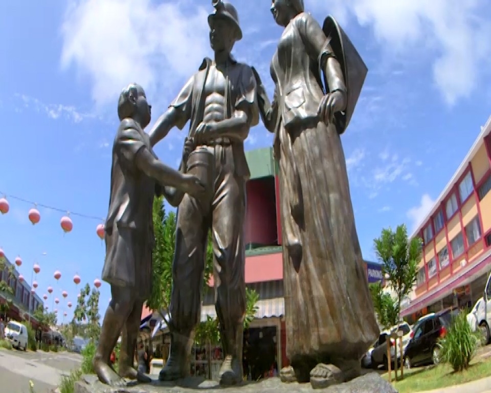 tre em viet duoc hoc sach giao khoa tieng viet chinh quy tai nouvelle caledonie