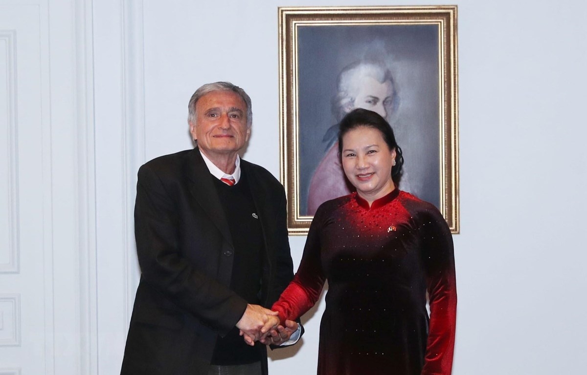 tong thu ky hoi huu nghi phap viet jean pierre archambault kham phuc nhung tien bo vuot bac cua viet nam